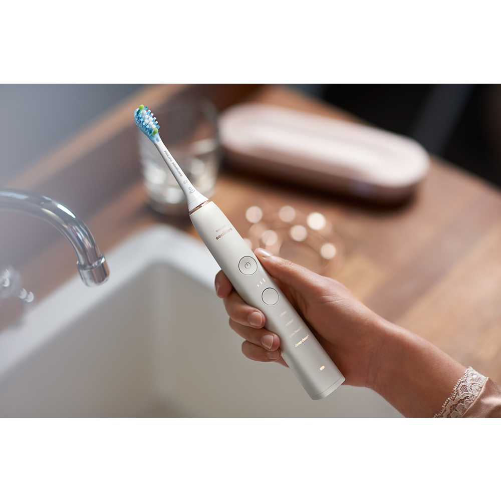 Philips Sonicare električna četkica Diamond Clean serije 9000 HX9911/94