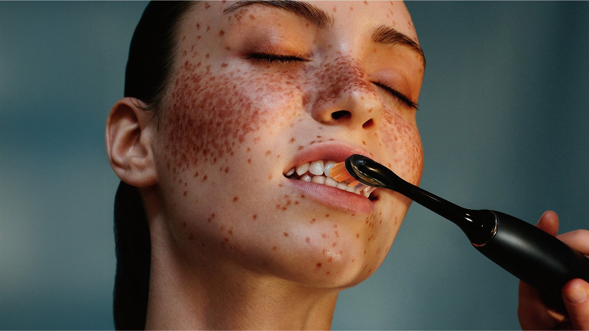 Sonicare + poklon Marvis pasta