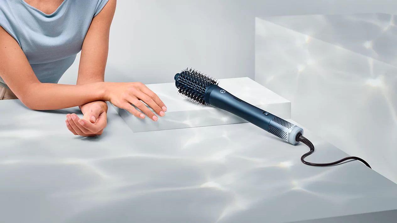 Philips Airstyler s tehnologijom Aqua SenseIQ BHA956/00