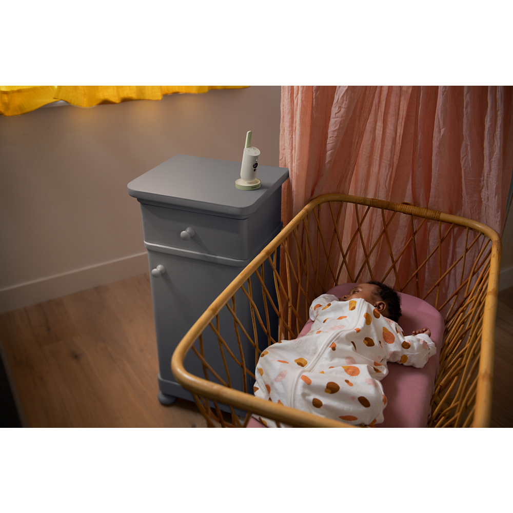 Philips Avent povezana video kamera za bebe SCD643/26