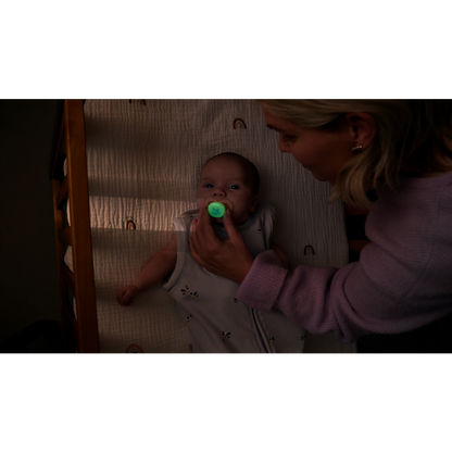 Philips Avent Ultra Start noćna duda varalica, 0-2m, djevojčica, 2kom, SCF075/07