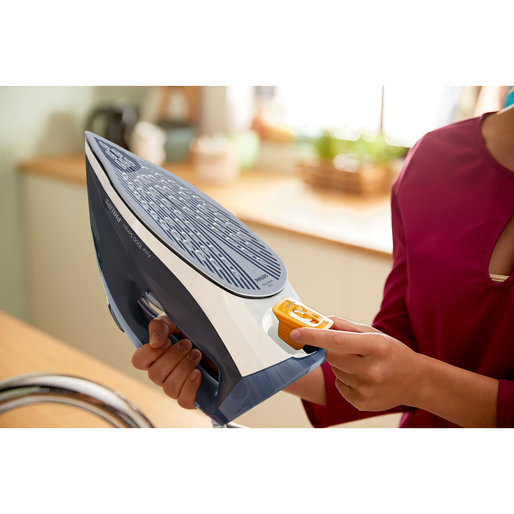 Philips Parno glačalo DST7030/20 serija 7000